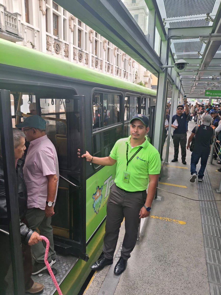 TransmetroGuate's tweet photo. 🚍 Transmetro y TuBus funcionan con normalidad.

Seguimos comprometidos con acercarte a tu destino de forma segura. 🚎

📲 Para actualizaciones oficiales, te invitamos a seguir nuestro canal en WhatsApp: https://t.co/ONAqYGNs5r

#Transmetro #TuBus #MuniGuate #InformaciónOficial https://t.co/czOBF8vo9g