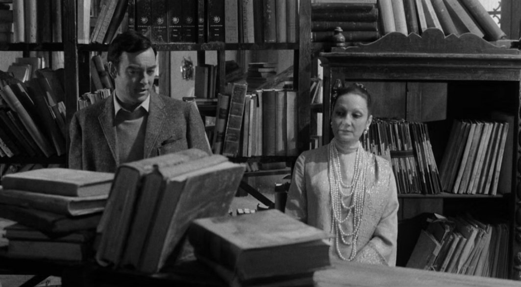 AestheticsPower's tweet image. Sometimes, a guy just wants a job archiving a library for a wealthy older woman.