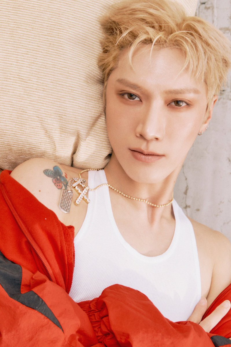 TENsfeed's tweet image. face card goes crazy