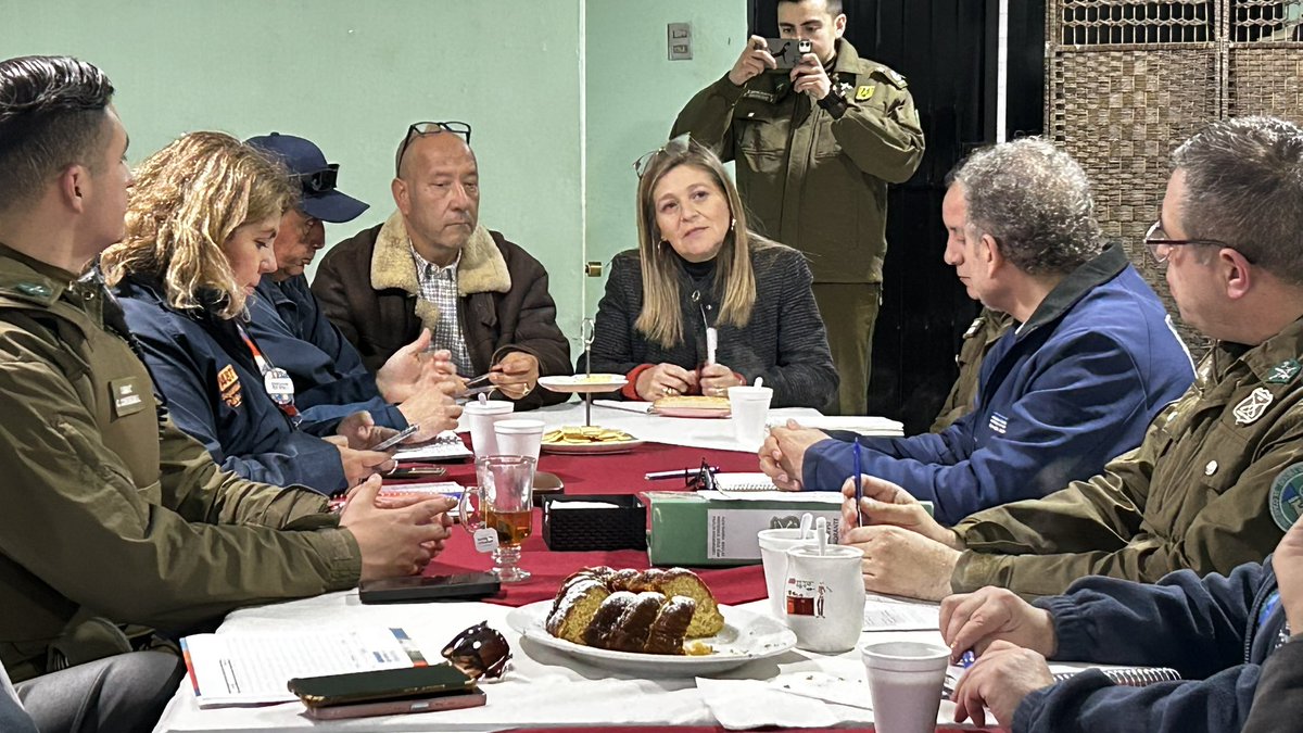 🔵 Hoy el delegado Osvaldo Maldonado Pinto participó en una reunión de seguridad con vecinos de Granjas Antiguas, junto a equipos municipales, la Delegación y <a href="/CarabPrefCord/">Carabineros Prefectura Cordillera</a> . Seguimos fortaleciendo la seguridad en los territorios.