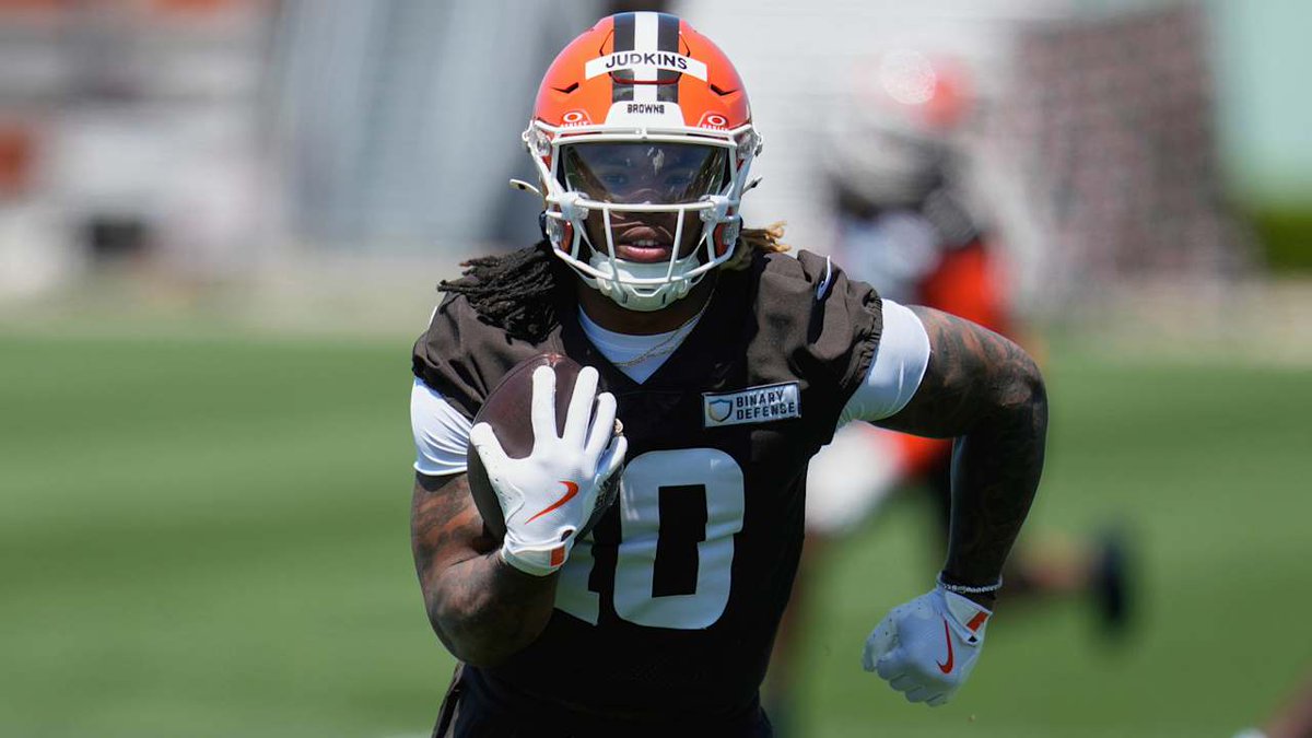 seth_diewold's tweet image. Quinshon Judkins is my favorite rookie to draft at his current value. Here's why⤵️
- His college production and profile are insane
- If the Browns thought so highly of Jerome Ford, then why did they rank No. 28 in rush attempts in 2024 when they were top 5 the previous two…