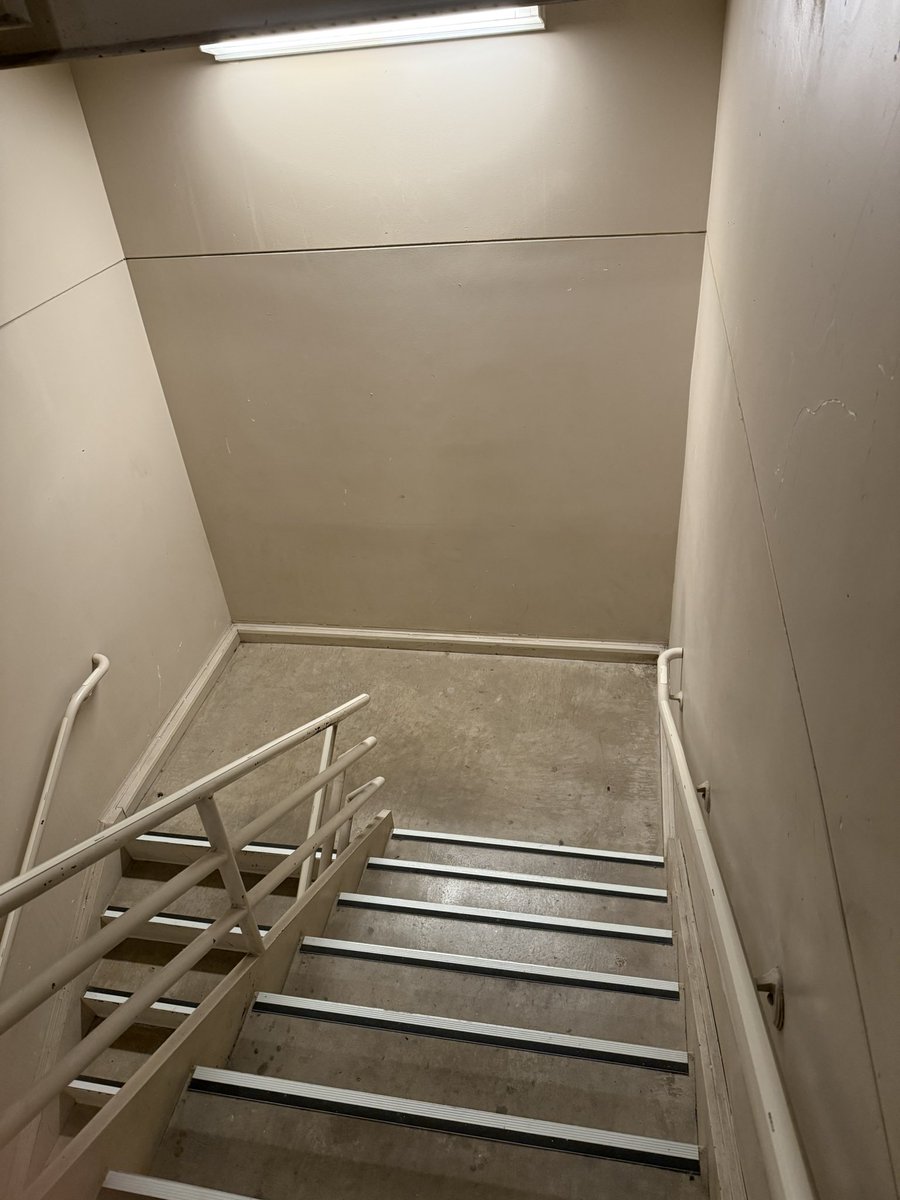PathologyKate's tweet image. Is there a CAP requirement for all stairwells to be ugly?
We’re in compliance.