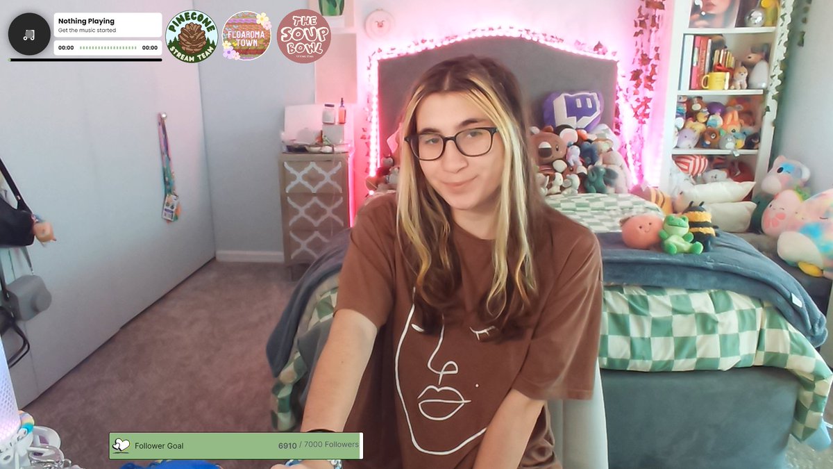 🐷I'M LIVE ON TWITCH!!

Spring year 2 of Stardew! Hot people lurk and hang out in my streams uwu

twitch.tv/AllieMiller23