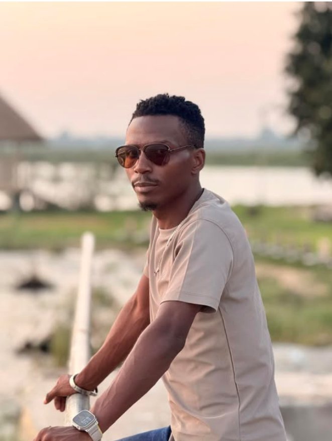 Uganda Police Launch Manhunt for Don Chris Over a Massive Ugx 500m Fraud Allegations.

More Details at: instagram.com/p/DL297jkNt-V/…