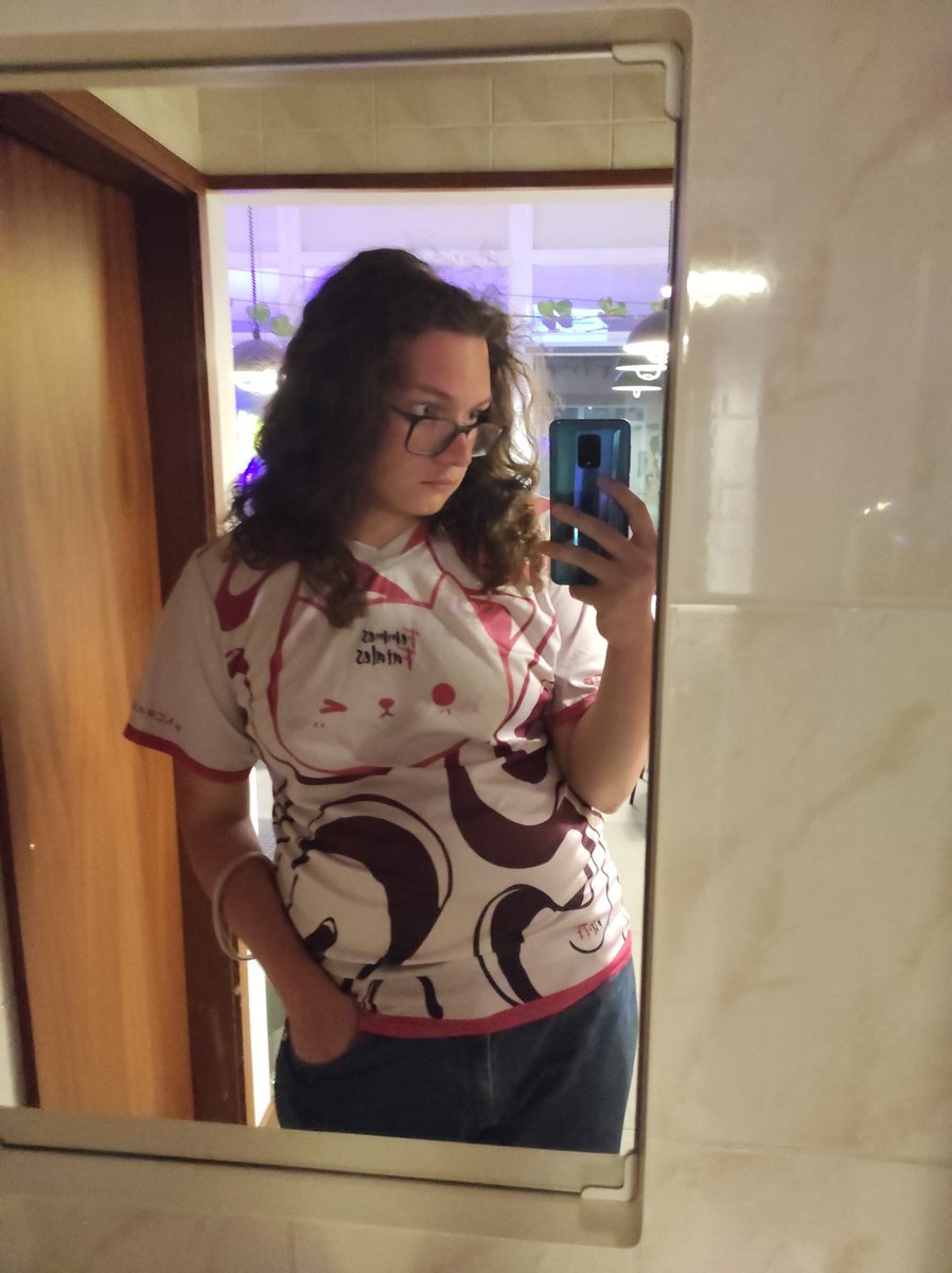 psycho(logist) bunny tweet media