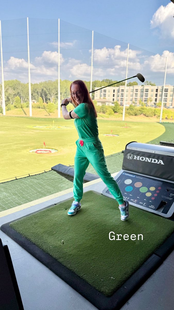 Steady hand, precision, and nerves of steel.⁣ 🧠⛳️⁣

Are you slinging a #10 blade 😷 or a 10-iron ⛳️?⁣
⁣
Dealing with a pars fracture or a par 4?⁣
⁣
Precision on the back 9 or in back surgery — surgical green hits different. 🟢⁣ <a href="/wearfigs/">FIGS</a> 
⁣
#figsambassador #wearfigs
