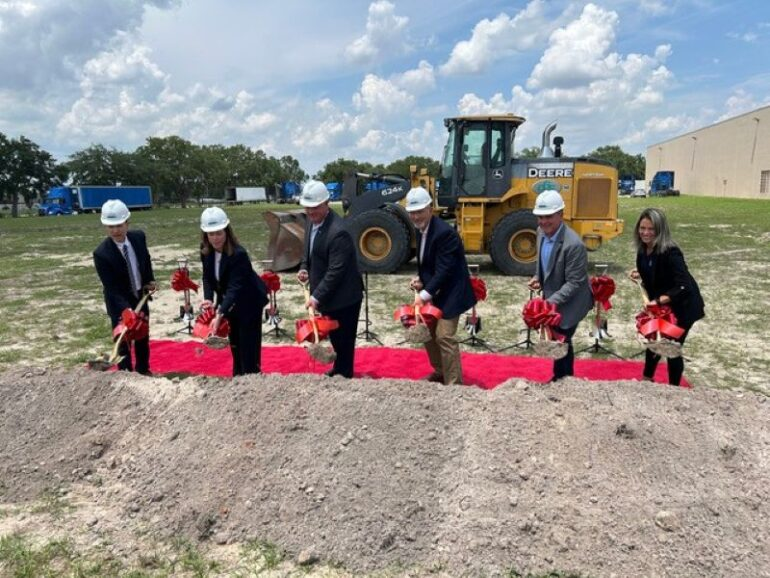 Profeta breaks ground on 300,000 sq. ft. expansion of existing 400,000 sq. ft. warehouse for consumer goods giant re-nj.com/profeta-breaks… via <a href="/NewsByRENJ/">Real Estate NJ</a>