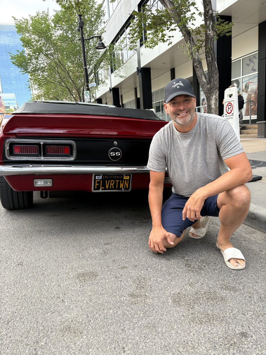 Went for a little stroll in Calgary this morning and this Camaro (and its license plate) got my attention….🔥🔥🔥

<a href="/GuyFieri/">Mayor Guy Fieri</a> #flavourtown <a href="/calgarystampede/">Calgary Stampede</a>
