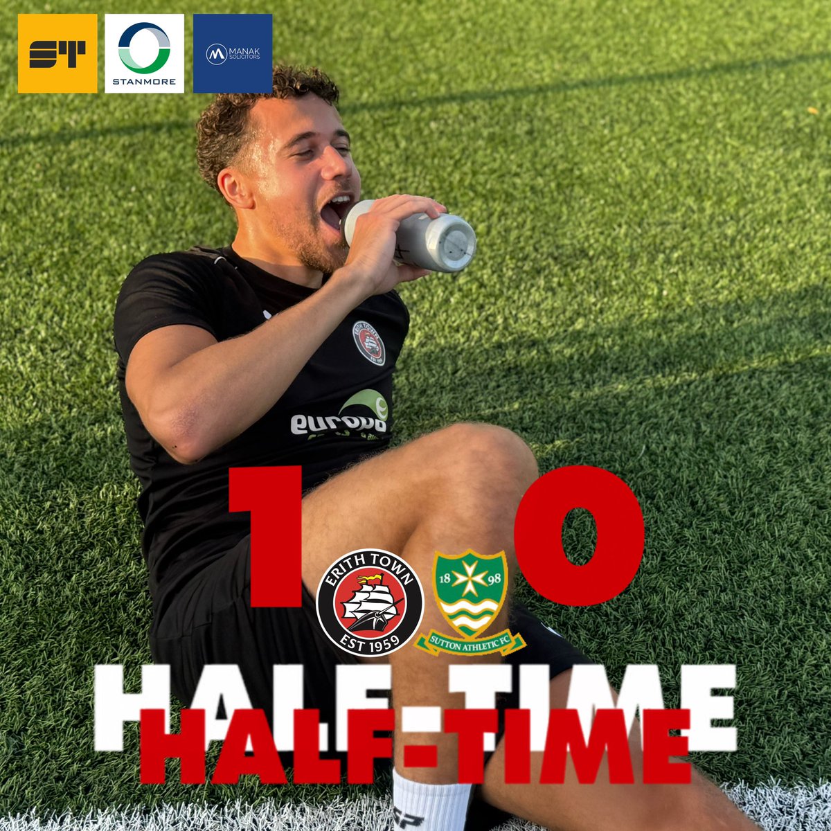 💦 | HALF-TIME

Half time at the <a href="/StanmoreLtd/">Stanmore Ltd</a>, and #TheDockers are 1-0 up.

#UpTheDockers