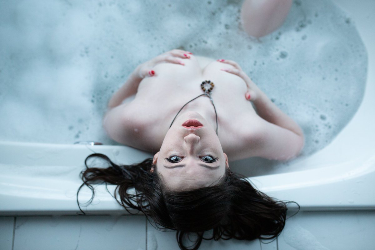 Go buy my content😘
manyvids.com/Profile/100474…