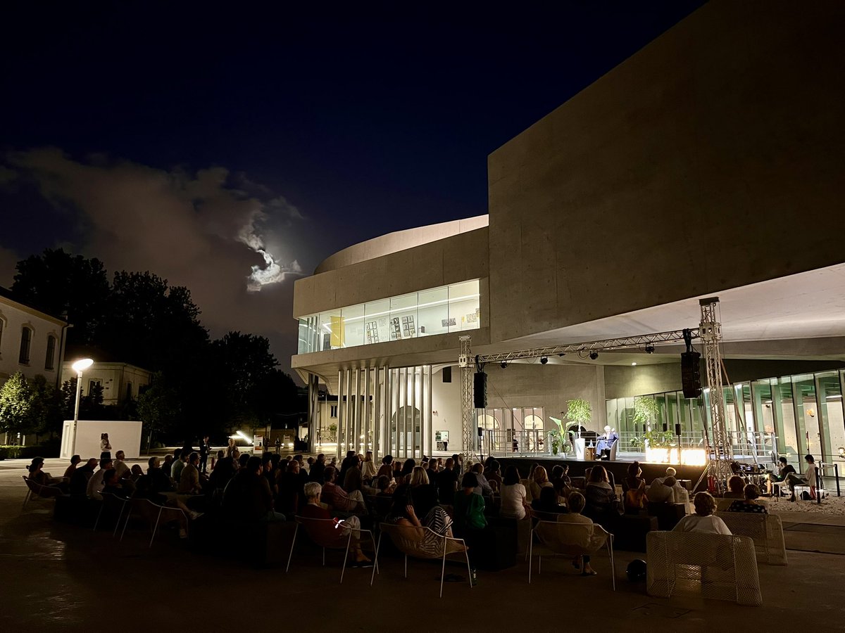 Stefano Gobbi (@stedn3) on Twitter photo āLa musica per meā
Corrado Augias
per #EstateAlMAXXI
Introduzione di
<a href="/idevicofallani/">Irene De Vico Fallani</a> āLa musica per meā
Corrado Augias
per #EstateAlMAXXI
Introduzione di
<a href="/idevicofallani/">Irene De Vico Fallani</a>