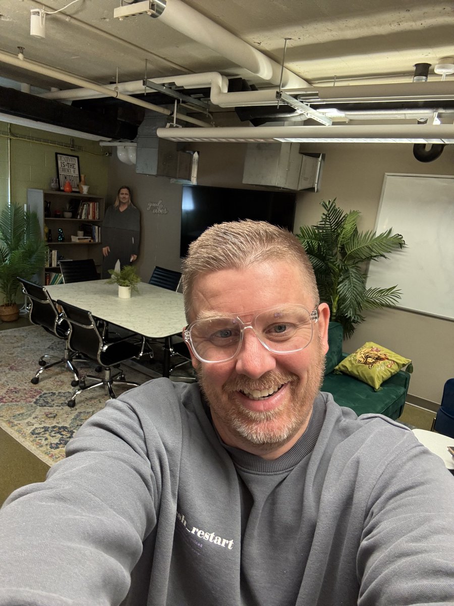mikemillercyber's tweet image. If you build solutions to solve other people's problems, it'll also solves yours. Trust me, it's worth it.
Here's your chance to tell us what you do. What problems do you solve?