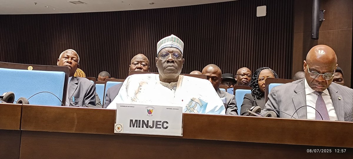 Mounouna Foutsou / Ministre de la Jeunesse tweet media