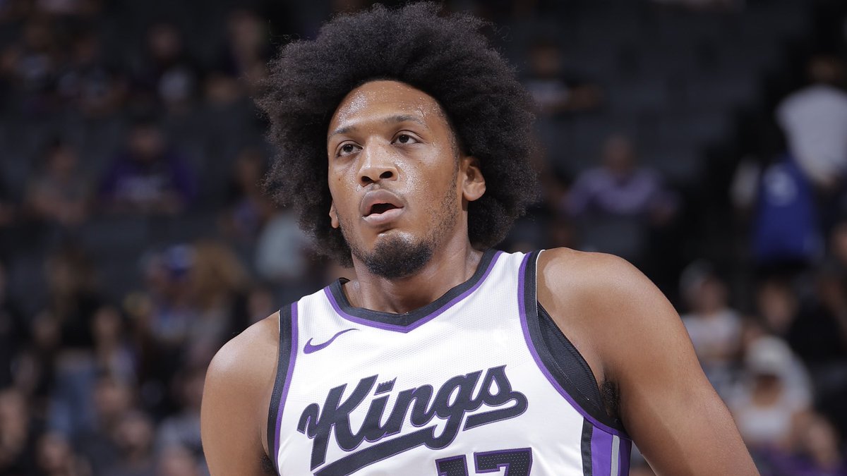 JackDannKF's tweet image. Isaac Jones:
Can you be viable enough offensively to hang as the second big in a double big lineup with Sabonis and Raynaud?
The NBA landscape is littered with skilled double-big combos and Jones is the key to unlocking the Kings’s answer to the NBA’s newest trend.