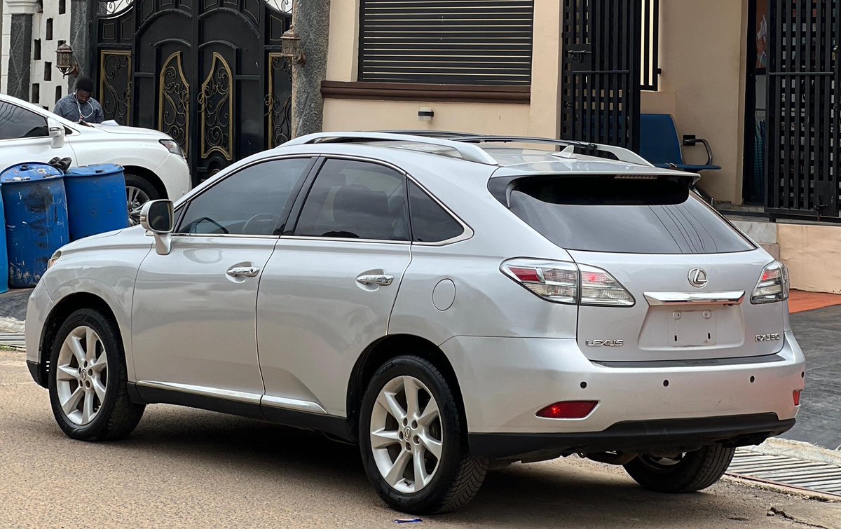 HERE WE GOOOOO!!🔥🔥🔥🔥🔥🔥🔥

PICK UP THIS REGISTERED LEXUS RX350 FOR 17.5 MILLION NAIRA ONLY!!

INTERESTED?
CALL: 07041468482