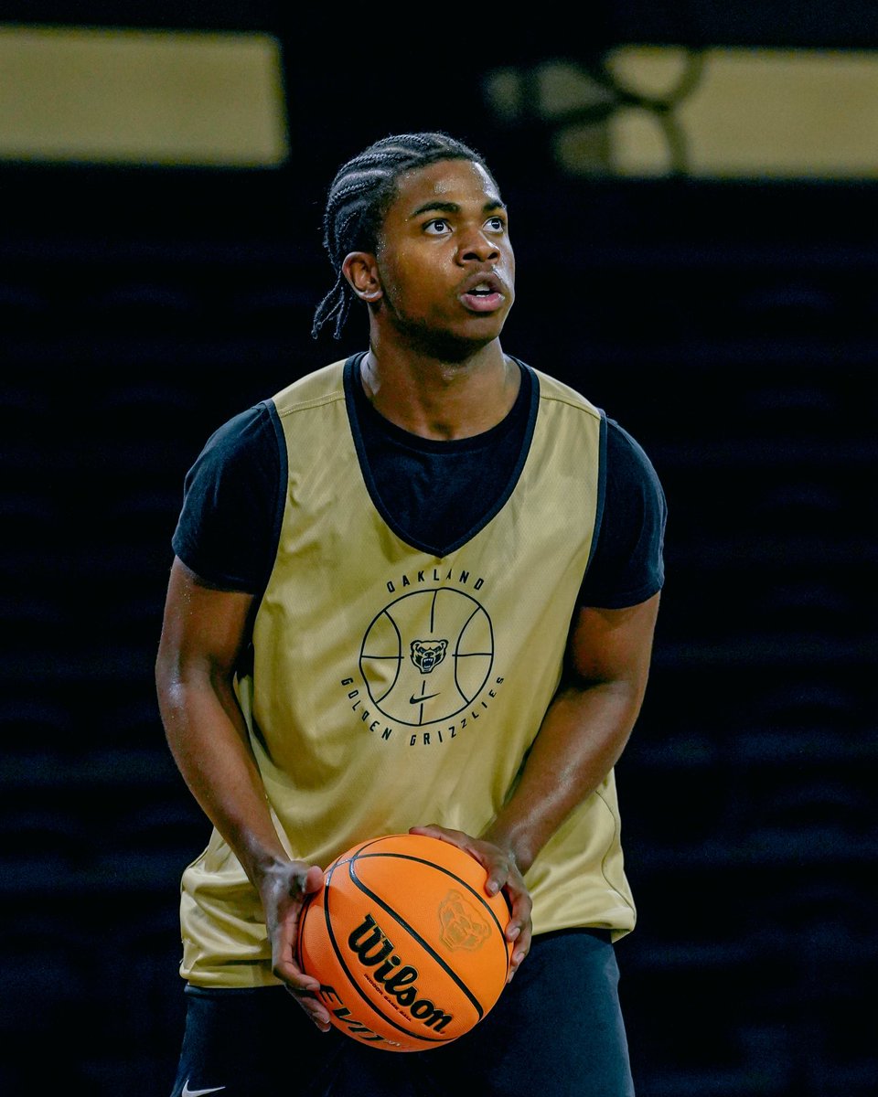 OaklandMBB's tweet image. On the grind 💪🐻