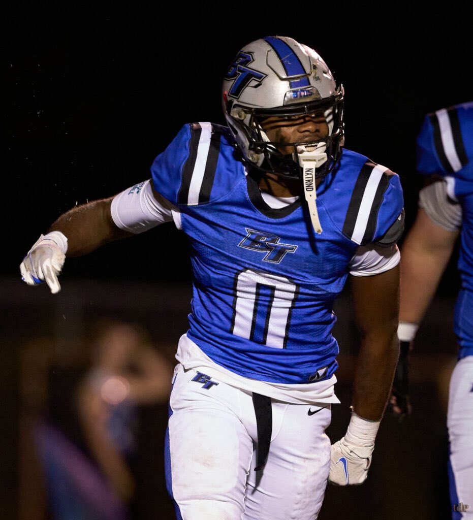 Duval Sports (@duvalsports) on Twitter photo 224 yds,3 TDs vs Ware Co
109 yds, 3 TDs vs St. Augustine.
283 yds, 3 TDs vs Nease
11.8 yards per rush!
<a href="/ArthurlewisIv0/">Arthur “ART” lewis Iv 3⭐️</a> was the unquestioned rushing king for Northeast Florida in 2024
Rushing for 1,666yds 21 TDs!
duvalsports.com/?sp_player=art… 224 yds,3 TDs vs Ware Co
109 yds, 3 TDs vs St. Augustine.
283 yds, 3 TDs vs Nease
11.8 yards per rush!
<a href="/ArthurlewisIv0/">Arthur “ART” lewis Iv 3⭐️</a> was the unquestioned rushing king for Northeast Florida in 2024
Rushing for 1,666yds 21 TDs!
duvalsports.com/?sp_player=art…