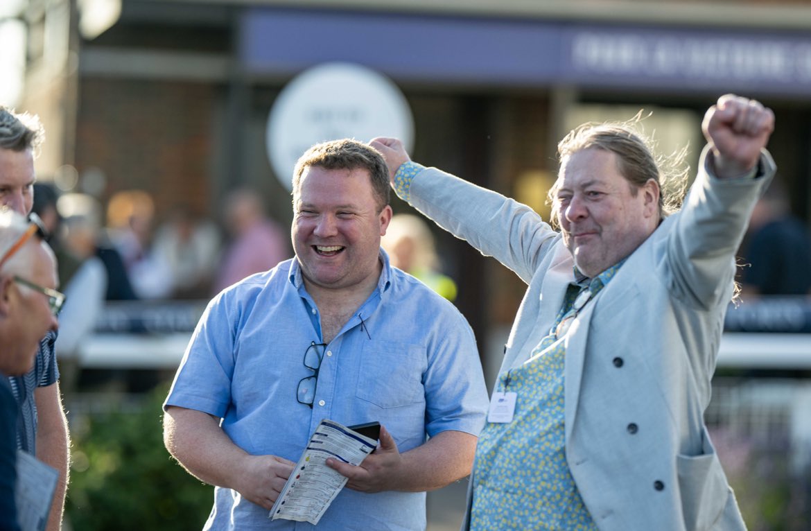 BrightonRace's tweet photo. Thank you to everyone who joined us for our final evening fixture of the season! ☀️ 

We will see you in a few weeks for our 3-day Festival Of Racing 

📆 6th - 8th August

📸 @dcoolimages https://t.co/vEFB1tR9rg