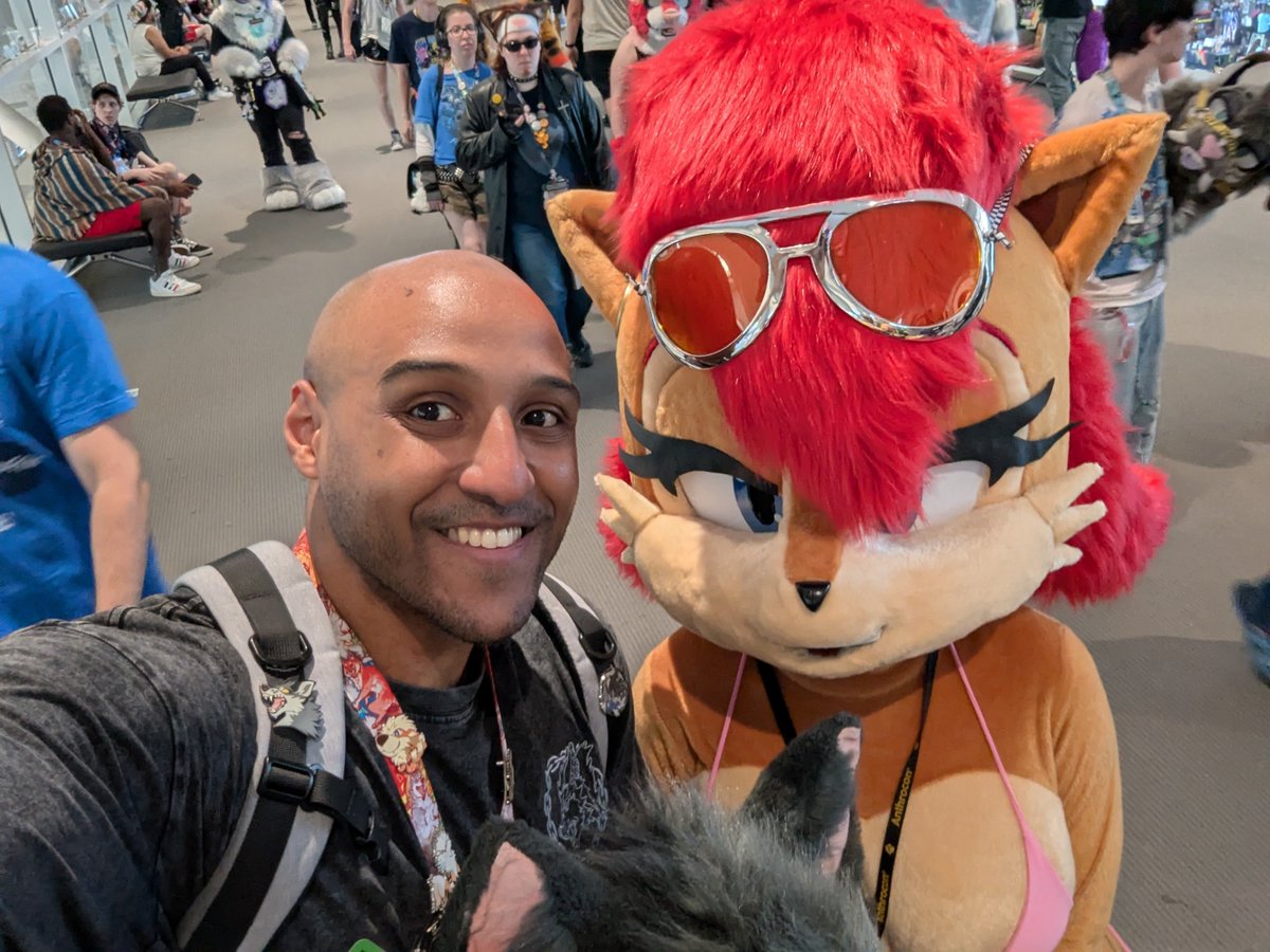 Anthrocon 2025 Selfies Pt. 17