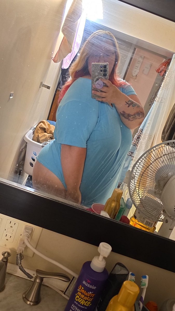 Lustful_Linds's tweet photo. https://t.co/zRFWG0zSsK