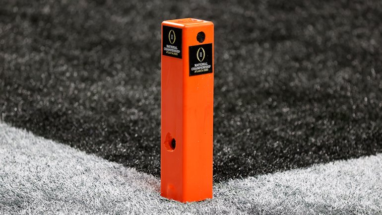 Tom Fornelli (@tomfornelli) on Twitter photo From <a href="/bmarcello/">Brandon Marcello</a>: Key tweak to College Football Playoff selection process set to be finalized as future format questions remain
cbssports.com/college-footba… From <a href="/bmarcello/">Brandon Marcello</a>: Key tweak to College Football Playoff selection process set to be finalized as future format questions remain
cbssports.com/college-footba…