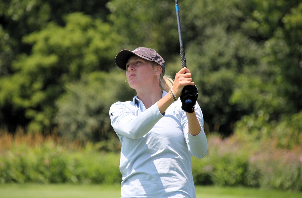 MSU_WGolf's tweet image. On to match play at the 109th Michigan Women's Amateur for defending champion Shannon Kennedy and Spartans head coach Stacy Slobodnik-Stoll.
The Round of 32 starts on Wednesday, with Coach at 8 a.m. and Shannon at 9:40 a.m.
Live scoring ⤵️
golfgenius.com/pages/11332563…
#GoGreen
