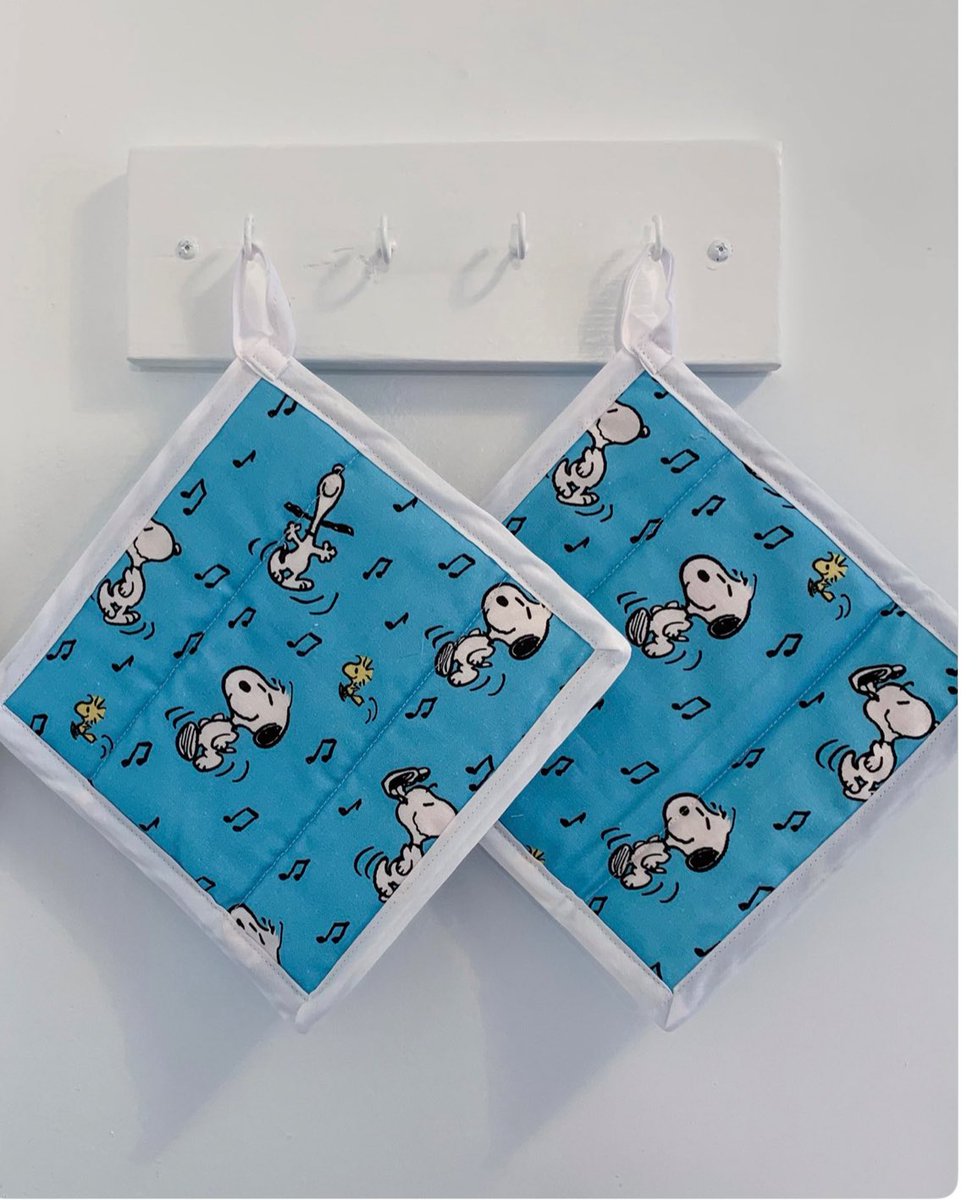 It’s Katiebug from the Bridge 🐶🌈
My friend Snoopy’s Mommy has such a great way to display her cute potholders. 🤗
Mommy would have never thought to do that 🙂
So cute ! 😊