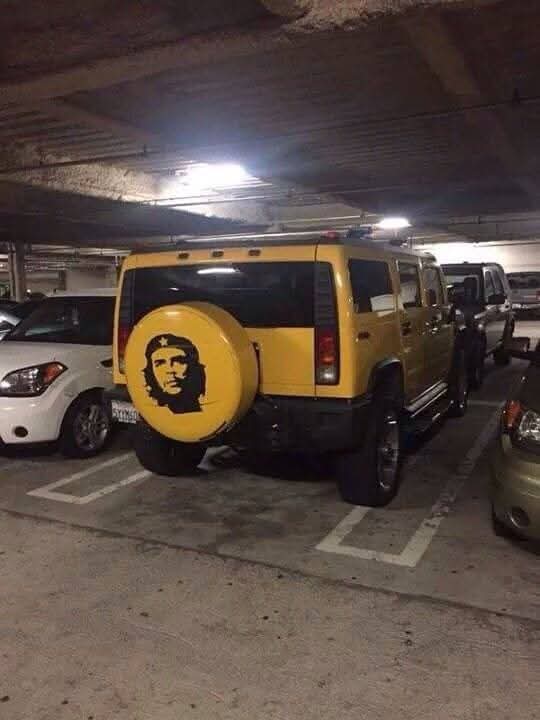 Es muy fácil ser comunista cuando se vive en el Capitalismo.