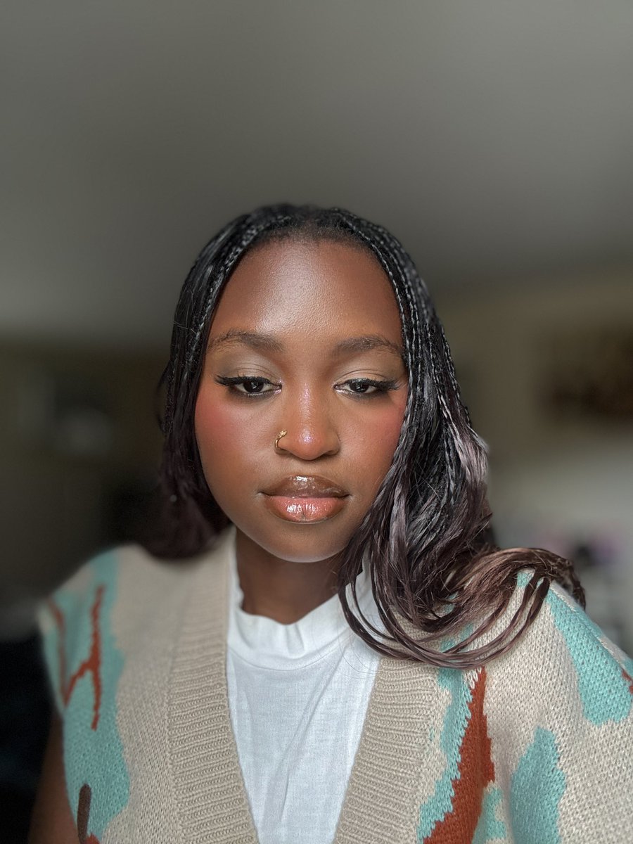 fatouyoomi's tweet image. your favorite doll 🤎