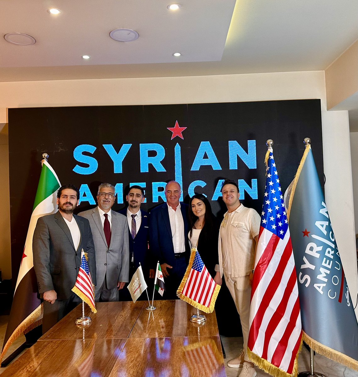 TroyeSiadian's tweet image. Today, I witnessed a historic moment — the grand opening of the @sa_council office in Damascus.
As a Syrian American, it filled me with pride and deep emotion to see this milestone become reality after 20 years of advocacy.
A new chapter begins.
#SyrianAmericanCouncil #SyriaUSA