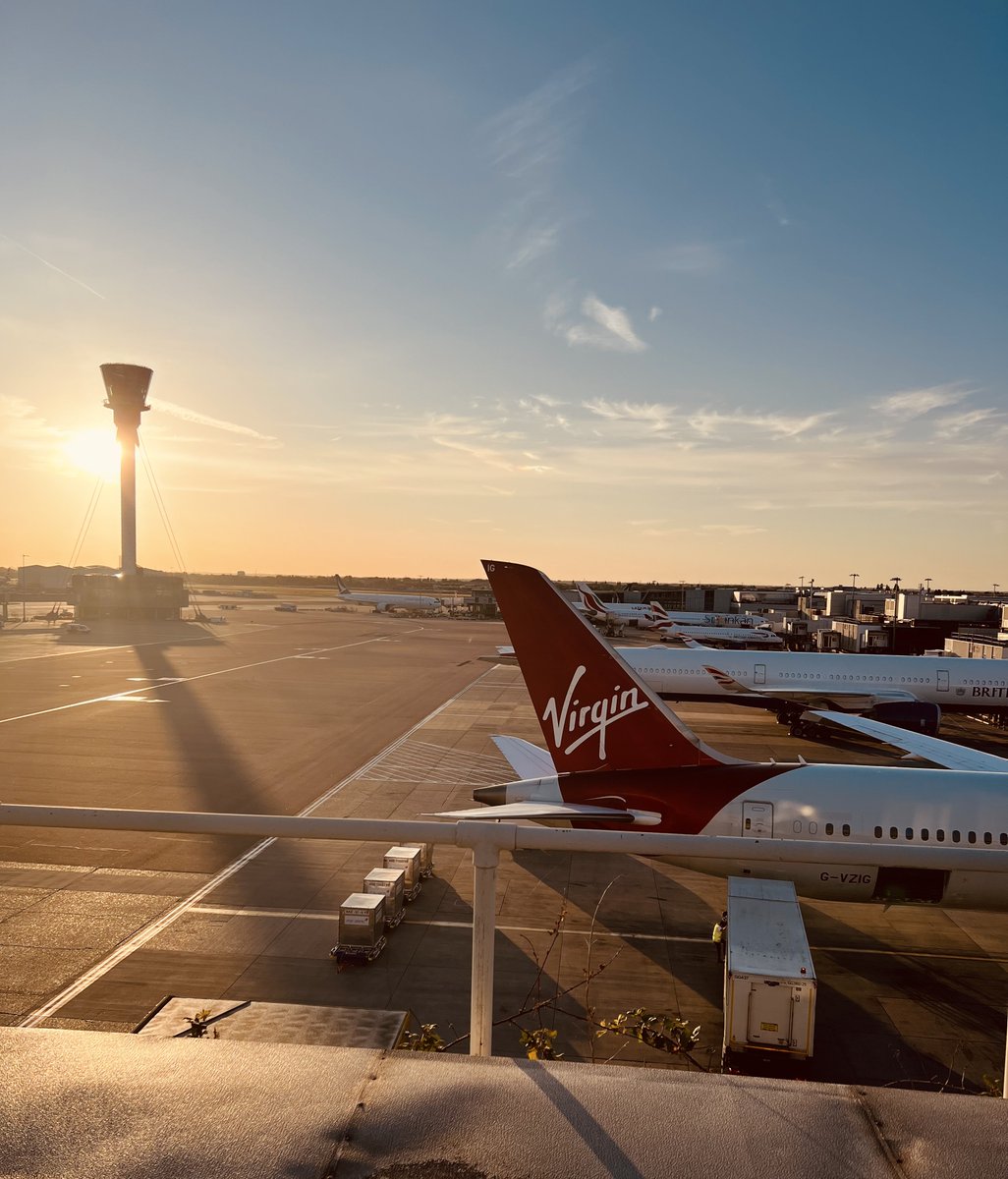 ✈️🇸🇦 

Off to EWC, thank you <a href="/FNATIC/">FNATIC</a> 🧡🧡