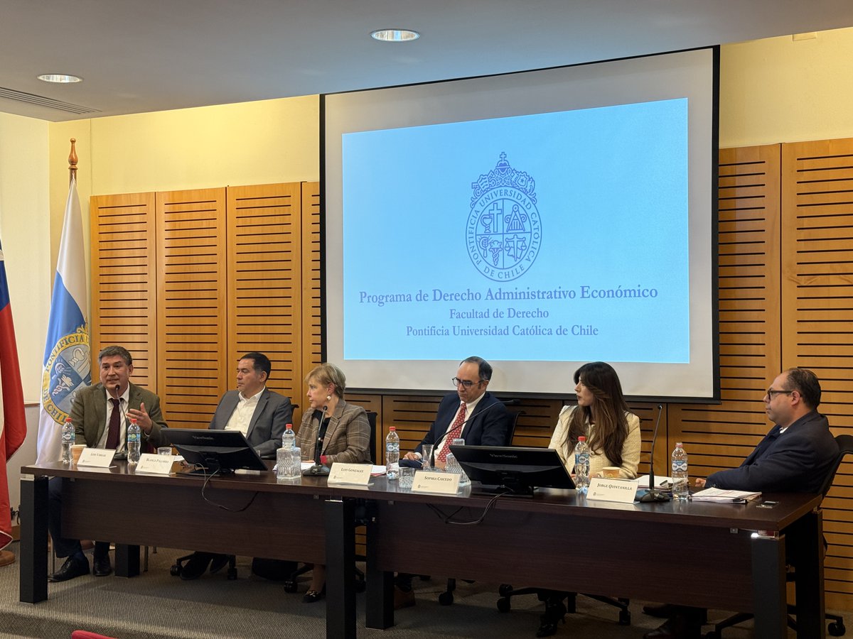 CoordinadorEléctrico (@coord_electrico) on Twitter photo ⚡Recientemente se realizó una jornada académica en la <a href="/ucatolica/">Universidad Católica</a> sobre los desafíos de la institucionalidad eléctrica.
Se presentaron 16 artículos que serán parte de la Revista de Derecho Administrativo.
📘 Revisa la revista: redae.uc.cl/index.php/REDA… ⚡Recientemente se realizó una jornada académica en la <a href="/ucatolica/">Universidad Católica</a> sobre los desafíos de la institucionalidad eléctrica.
Se presentaron 16 artículos que serán parte de la Revista de Derecho Administrativo.
📘 Revisa la revista: redae.uc.cl/index.php/REDA…
