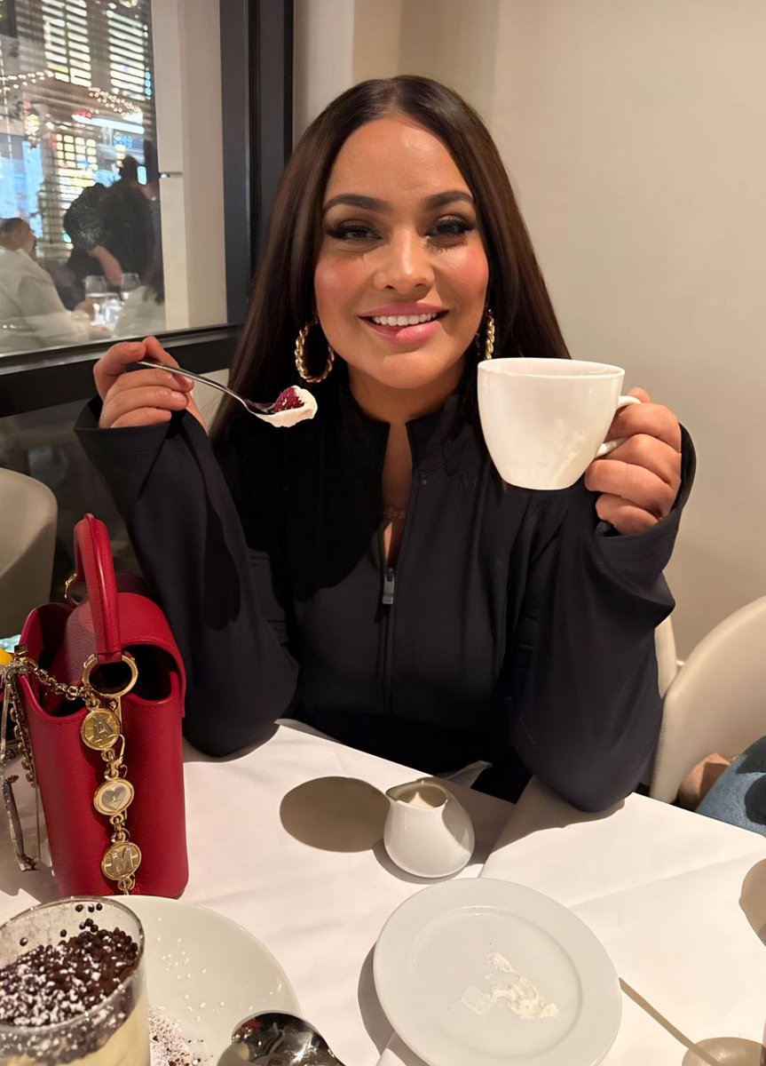 MayeliClub's tweet image. “No te rindas, cada caída es una oportunidad para aprender y crecer", "Eres más fuerte de lo que crees, confía en tu capacidad para superar obstáculos", "El éxito no es la ausencia de fracasos, sino la perseverancia. 💛