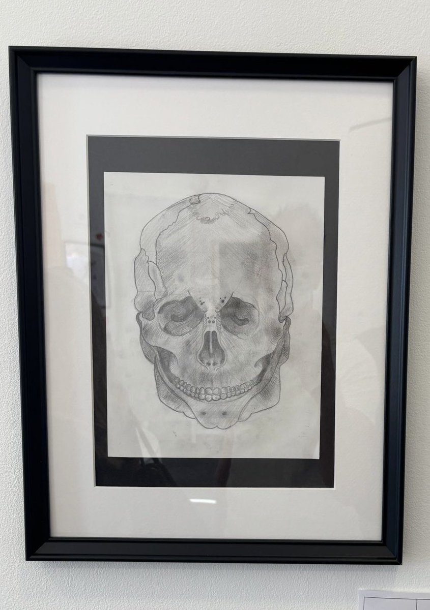 Laura__Fall's tweet image. Incredibly proud of Laila tonight for being nominated as a finalist and representing @OPA_KHG at the Outwood Artist of the Year competition. 

The art on display from all finalists was outstanding and we were privileged to be invited to such a lovely celebration of talent.