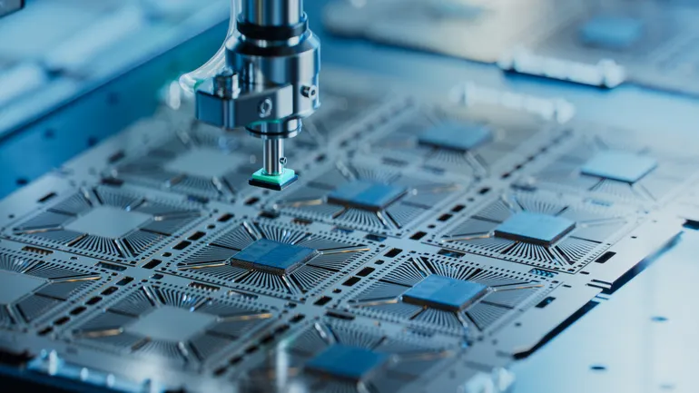 Bankrupt Wolfspeed taps new CFO: Just one week after filing for Chapter 11 bankruptcy protection, the semiconductor manufacturer announced it is bringing on a new finance chief.  dlvr.it/TLpXcz
