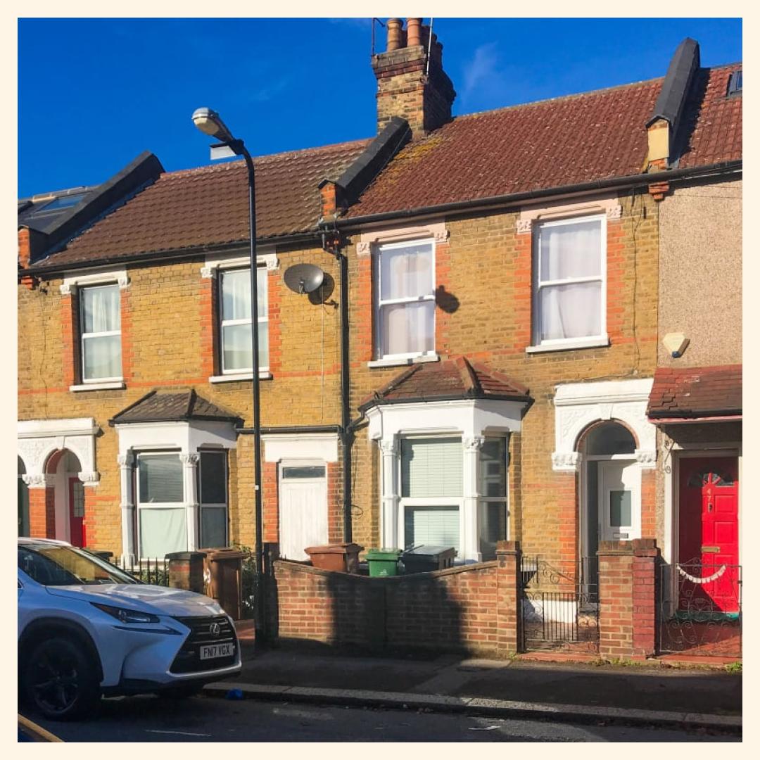 For Sale Clarence Road, London, E17 

🏡 Elegant Victorian Terraced House  
🛏️ Three Generously-Sized Bedrooms  
🚽 One Bathroom + Separate WC  
🌳 Expansive Private Rear Garden  
🚆 Minutes from Blackhorse Road Station  
📍 Moments from...