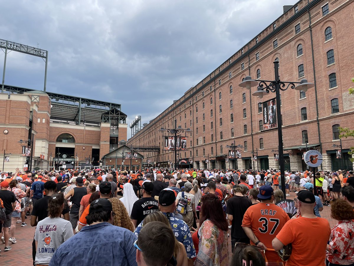 FreddieTheOsFan's tweet image. Remember the 1-hour gate policy started as a Covid measure in 2021. Glad this team is still working hard to #StopTheSpread! Blessed