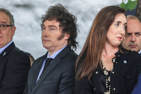 No sean jodidos/as, Milei no va a Tucumán este 9 de julio porque hay niebla y no porque los gobernadores le hicieron un corte de mangas.
Eso si, va a estar jodido para explicarlo si aparece Villarruel por el Jardín de la República 🙃