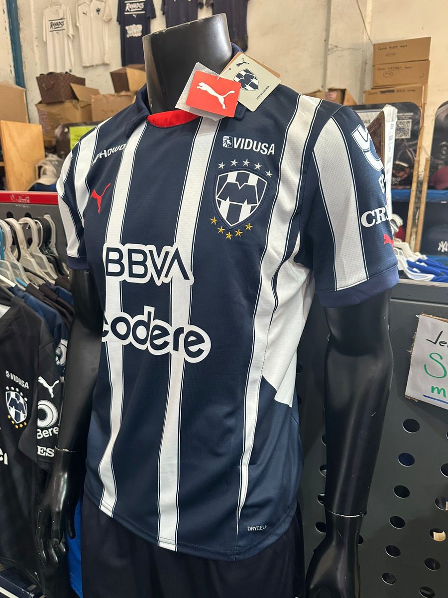 Me di una vuelta por <a href="/ventasoferten/">Oferten</a> y ya tienen el jersey de la temporada anterior para los que lo andaban esperando en rebaja 😮‍💨

TODAS LAS TALLAS para hombre y dama, búscalo en oferten.com.mx y te llega en uno o dos días a tu casa ✅ 

Original 100% 🔥