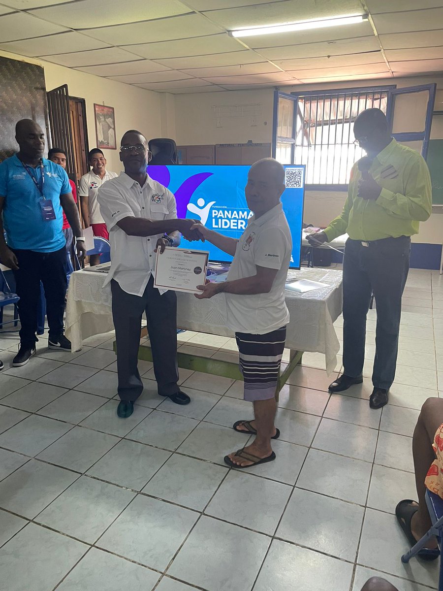 Dirección General del Sistema Penitenciario tweet media