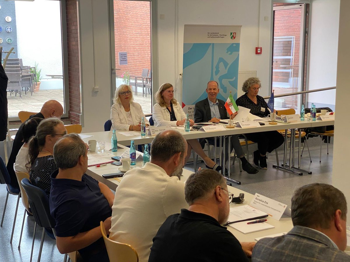 Sitzung des Landesbeirats für Vertriebenen-, Flüchtlings- und Spätaussiedlerfragen in der Martin-Opitz Bibliothek