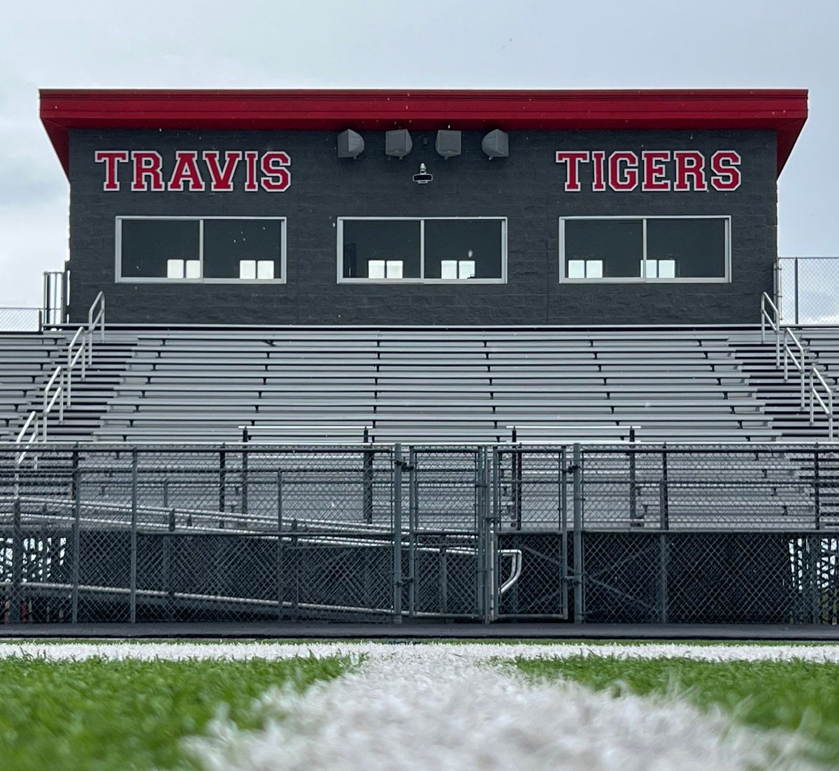 Thank you CoverUp Graphics for installing "Travis Tigers" on our awesome press box!! 

CoverUp Graphics
1519 Rice St.
Rosenberg 77471
coverupgraphics.com