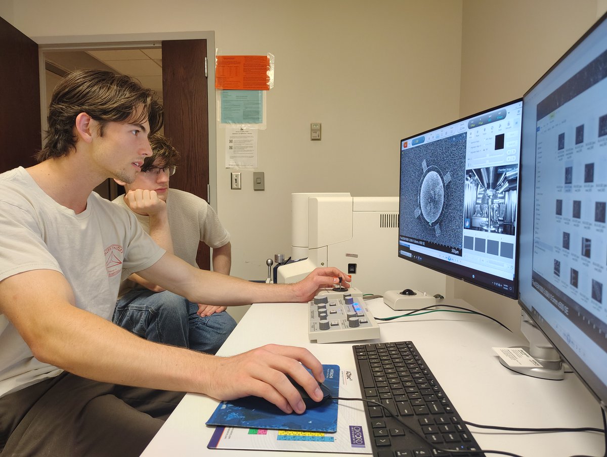 BiotechUNL's tweet image. It was buzzing in the Microscopy Core today!
🔬Morning: Users imaging biological samples
🔬Afternoon: engineers exploring identification of microplastics, time-course nanofluid flooding & 3D-printed structures.
Love seeing high schoolers to postdocs diving into science together.