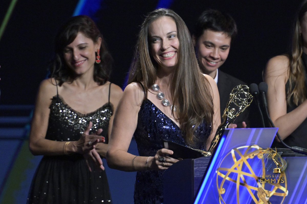 ColumbiaSIPA's tweet image. 🏆 Congratulations to SIPA alumna and adjunct assistant professor Erica Berenstein MIA '08 on her incredible success at the 46th Annual News & Documentary Emmy Awards!
As Deputy Editor-in-Chief at Business Insider, Erica took home TWO Emmy Awards last month:
📈 Outstanding…