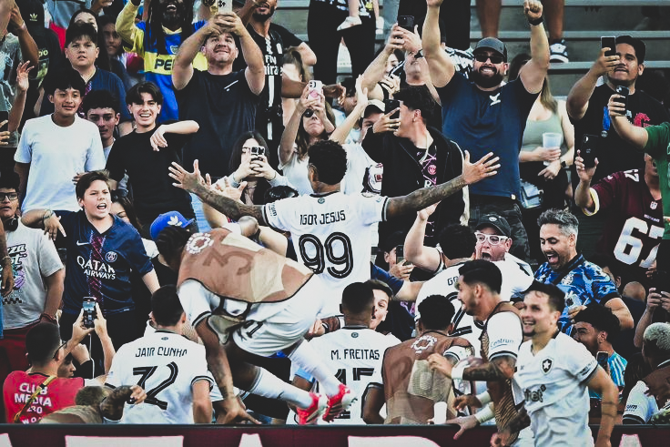 Com o fim das participações de Brasileiros nessa Copa do Mundo de Clubes, fico mais tranquilo para afirmar que nada vai manchar a memória desse dia no Rose Bowl.