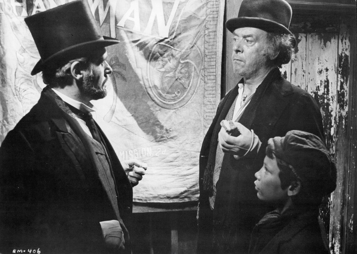 Remembering English actor Freddie Jones who DTD 2019 aged 91.

Seen here as the showman “Bytes” in The Elephant Man (1980)