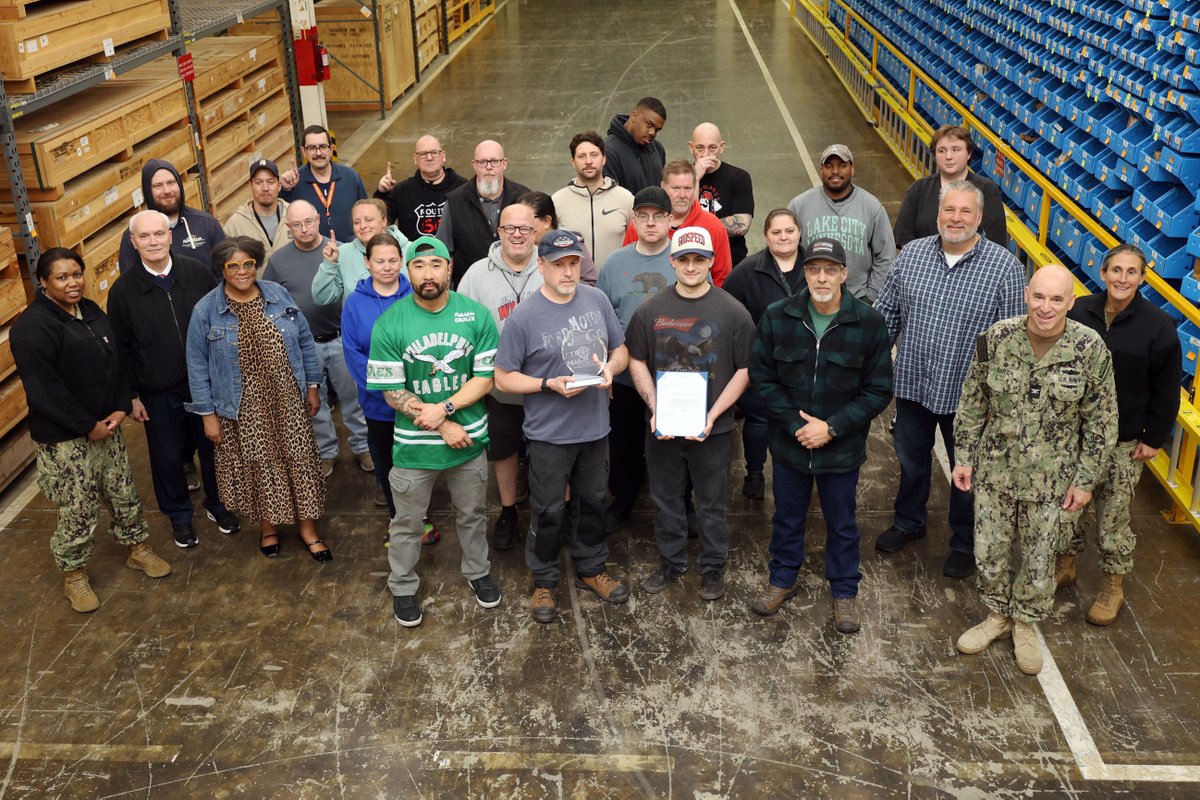 ⚓NAVSUP FLC Puget Sound Team Recognized for Packaging Excellence⚓

NAVSUP FLC Puget Sound’s SSP Supply Support Department Packing &amp; Crating Division received the 2024 Department of Defense Packaging Production Achievement Award!

For full story: ow.ly/eBrE50WmrNu