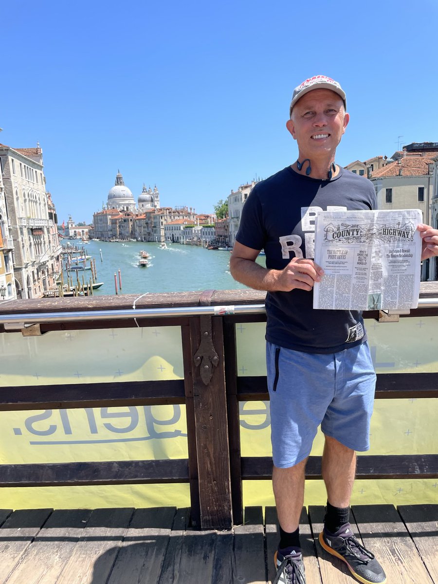 johnedwardsmd's tweet image. Love supporting good journalism when I am in Venice, Italy sipping a nice Italian cappuccino. Good vibes here. @countyhwy @amandafortini @walterkirn