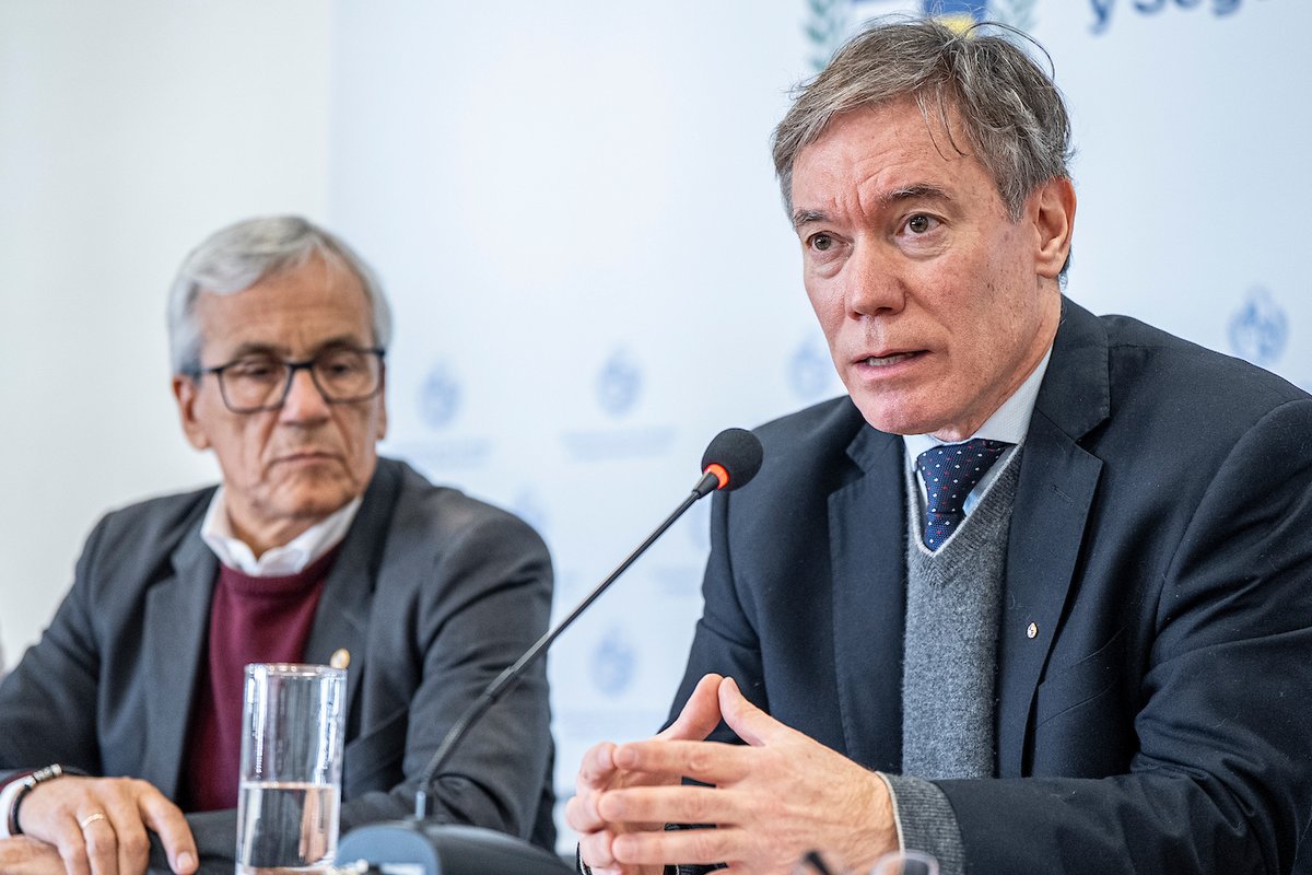 🟡Pautas salariales del gobierno | Análisis del <a href="/ced_uy/">CED</a> 

🎙Escuchá la columna completa de <a href="/DebyEilender/">Deby</a> 

radiocarve.uy/pautas-salaria…