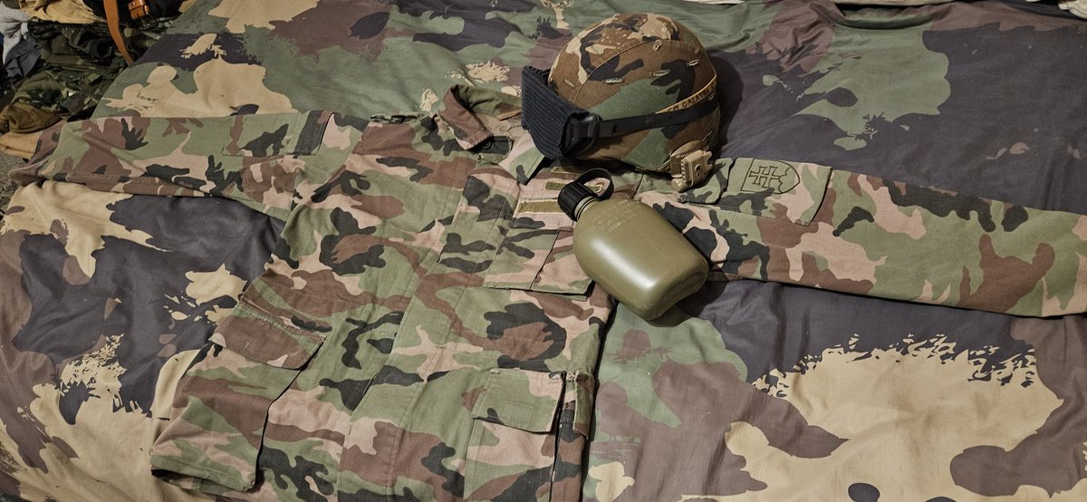 Slovakia blouse, black canteen cap, and a woodland cover for my lwh